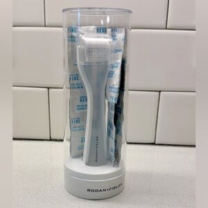 Rodan +Fields AMP Roller